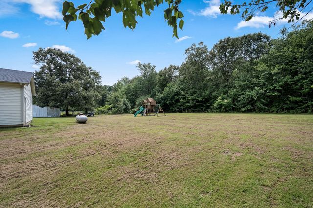 337 Allie Boynton Dr, Manchester, TN 37355