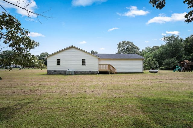 337 Allie Boynton Dr, Manchester, TN 37355