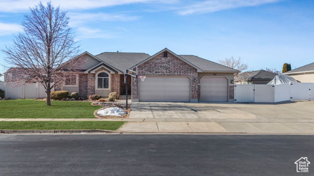 956 S 1525 W, Syracuse, UT 84075