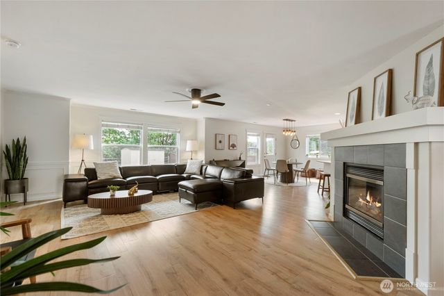 2925 SE 4th Street, Renton, WA 98056