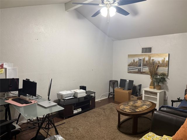 9822 Amberton Parkway, Dallas, TX 75243