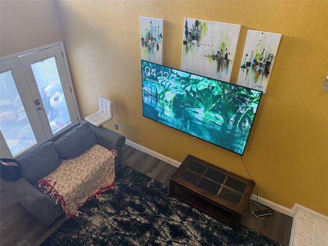 9822 Amberton Parkway, Dallas, TX 75243