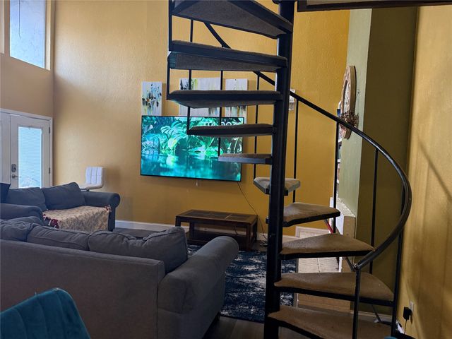 9822 Amberton Parkway, Dallas, TX 75243