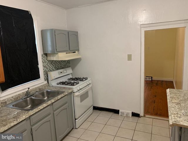 747 E WOODLAWN ST, Philadelphia, PA 19144