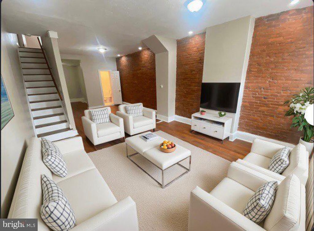 747 E WOODLAWN ST, Philadelphia, PA 19144