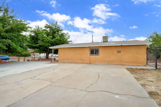 11213 Chico Road NE, Albuquerque, NM 87123