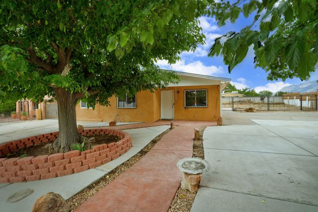 11213 Chico Road NE, Albuquerque, NM 87123