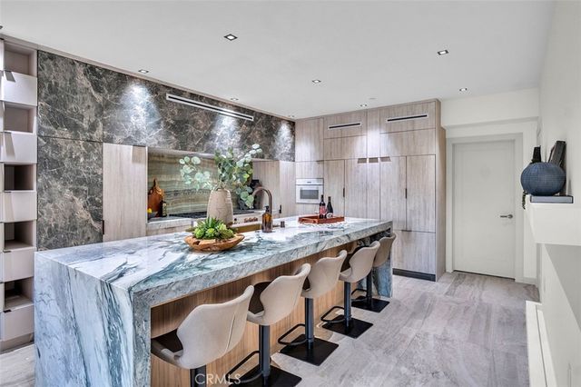 505 17th Street, Huntington Beach, CA 92648