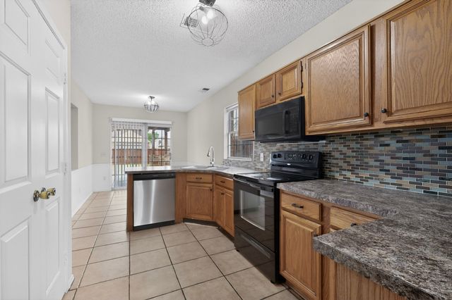 2101 Walden Place, Mesquite, TX 75181