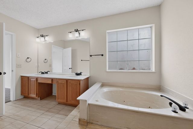 2101 Walden Place, Mesquite, TX 75181