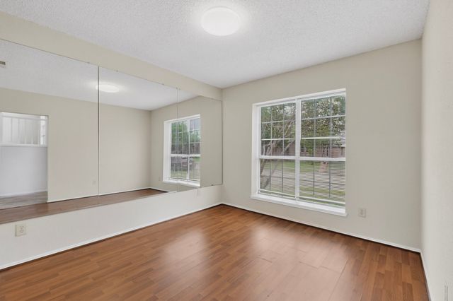 2101 Walden Place, Mesquite, TX 75181