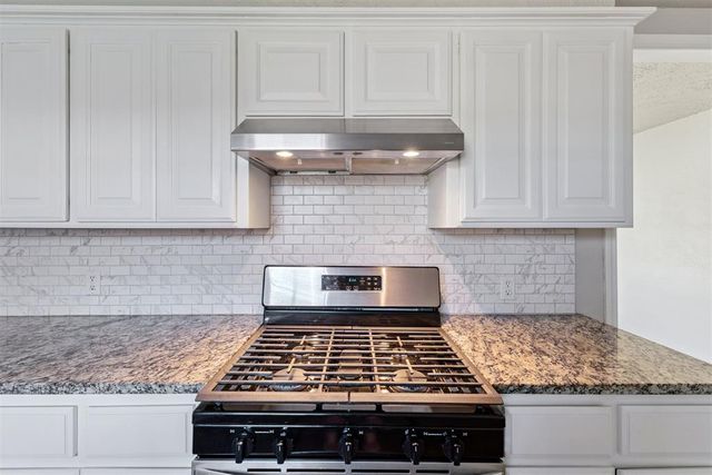 911 Sandra Drive, Midwest City, OK 73110
