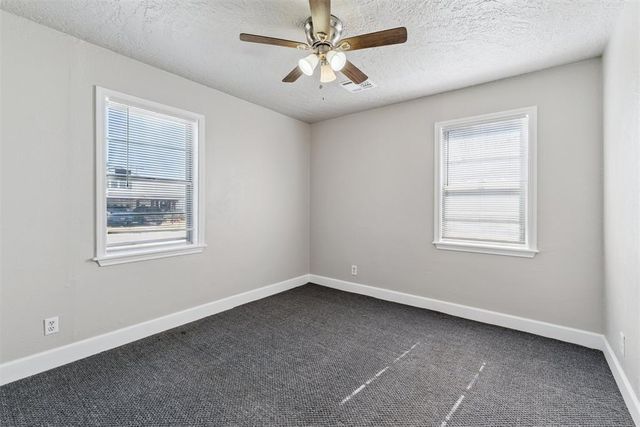 911 Sandra Drive, Midwest City, OK 73110