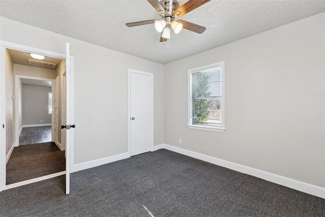 911 Sandra Drive, Midwest City, OK 73110