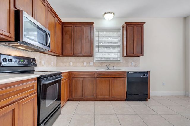 3370 Aqua Ridge Way, Tallahassee, FL 32309