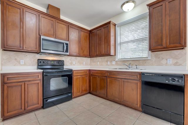 3370 Aqua Ridge Way, Tallahassee, FL 32309