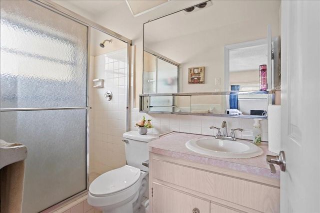 8410 NW 59TH PL, Tamarac, FL 33321