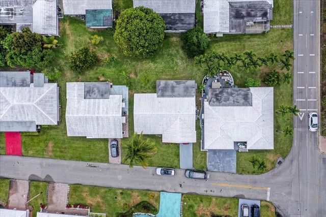 8410 NW 59TH PL, Tamarac, FL 33321