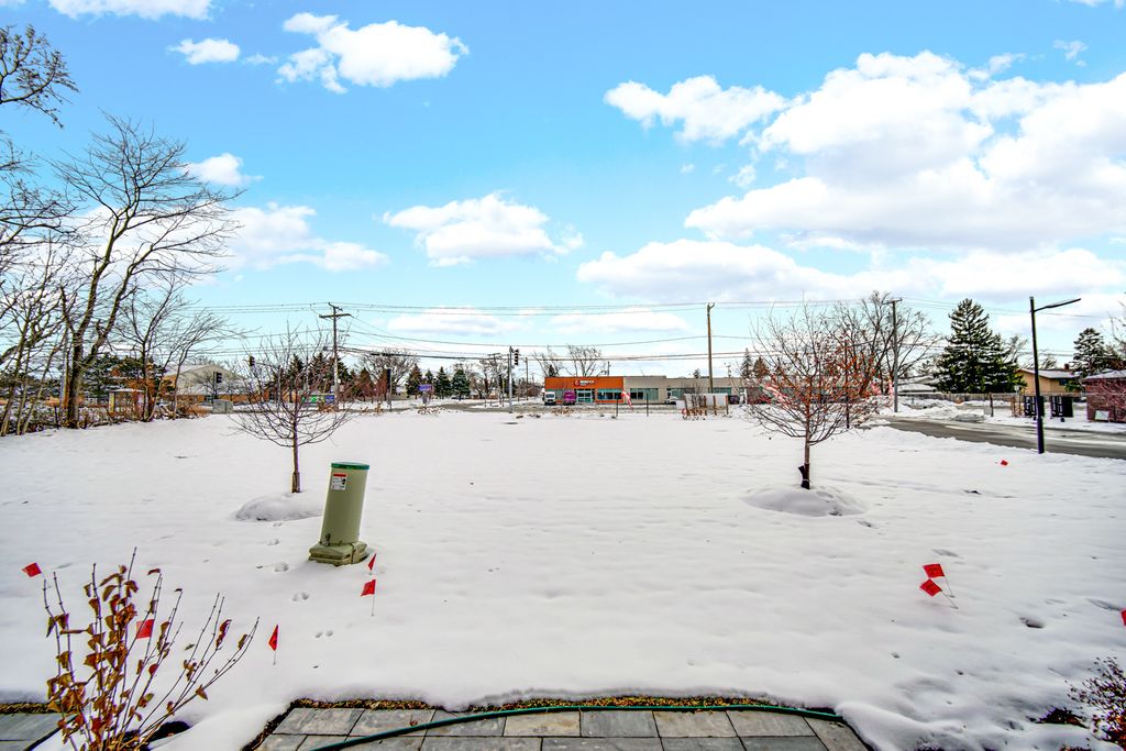 Image 23 of property listing at 5410 135th Street, Crestwood, IL 60418
