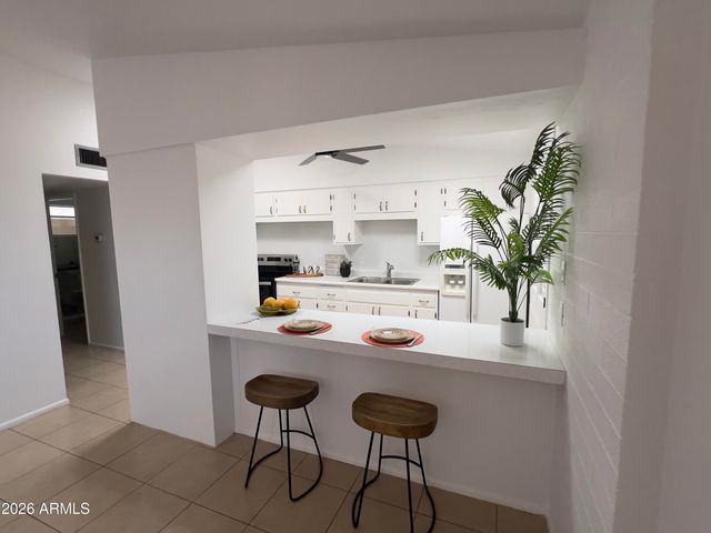 10376 W Oakmont Drive, Sun City, AZ 85351