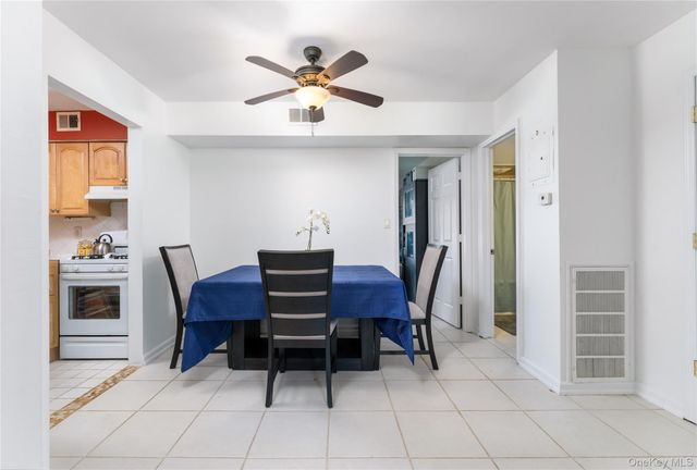 28 Bailey Court 28, Middle Island, NY 11953