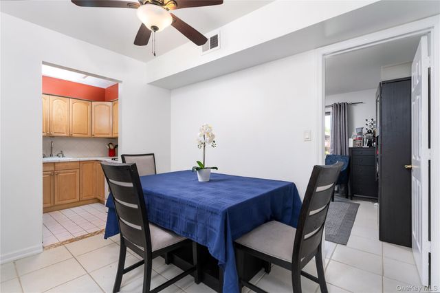 28 Bailey Court 28, Middle Island, NY 11953