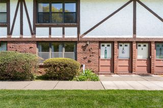 28 Bailey Court 28, Middle Island, NY 11953