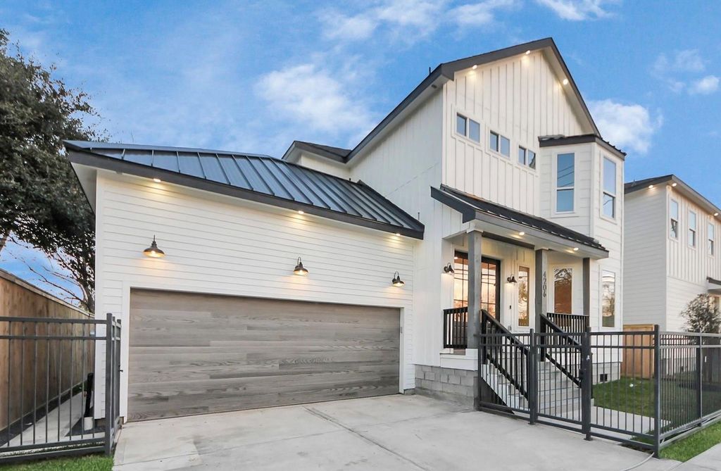 4206 Oxford Street, Houston, TX 77022