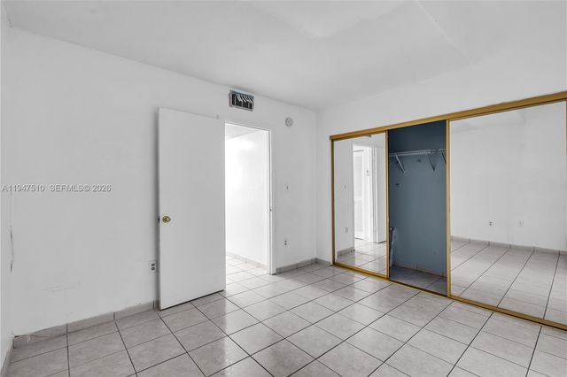 1750 W 56th St 210, Hialeah, FL 33012