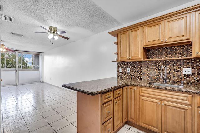 1750 W 56th St 210, Hialeah, FL 33012
