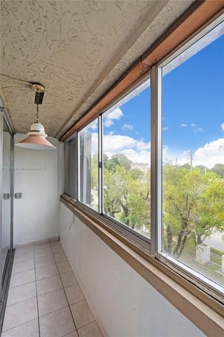 1750 W 56th St 210, Hialeah, FL 33012