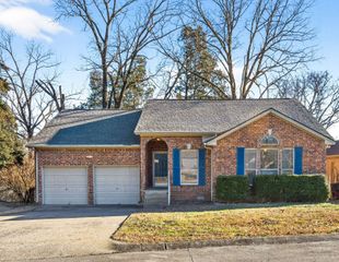 4945 Alexis Dr, Antioch, TN 37013