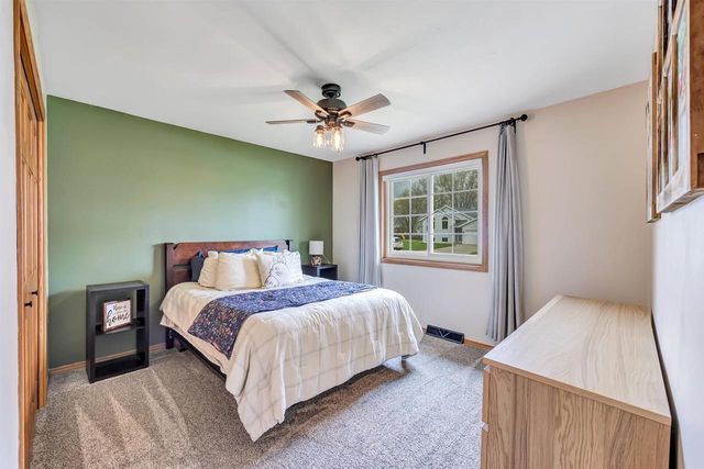 240 ALISON COURT, Wrightstown, WI 54180