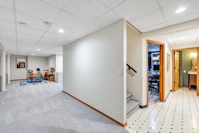 240 ALISON COURT, Wrightstown, WI 54180