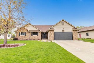 240 ALISON COURT, Wrightstown, WI 54180