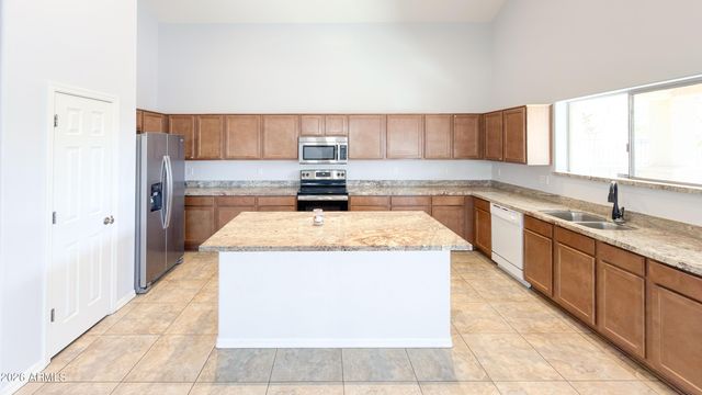 7320 S 15TH Drive, Phoenix, AZ 85041