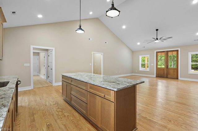 2907 Seven Eleven RD, Chesapeake, VA 23322