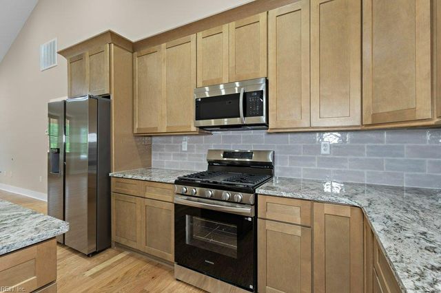 2907 Seven Eleven RD, Chesapeake, VA 23322