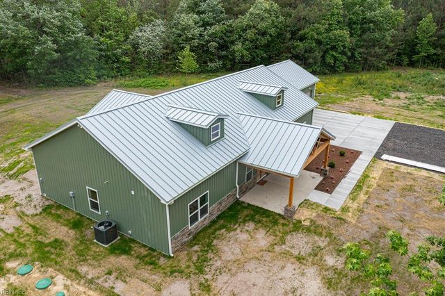 2907 Seven Eleven RD, Chesapeake, VA 23322