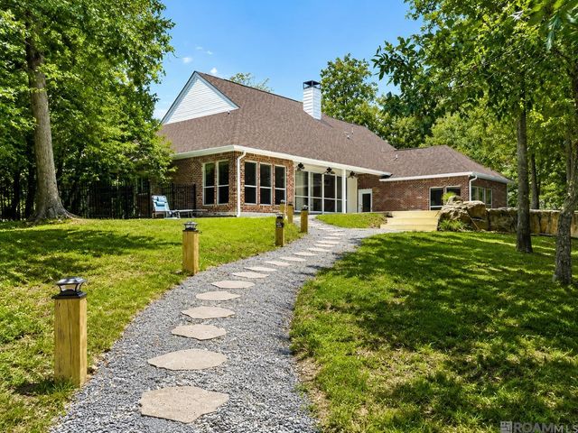 19224 Green Heron Dr, Saint George, LA 70817