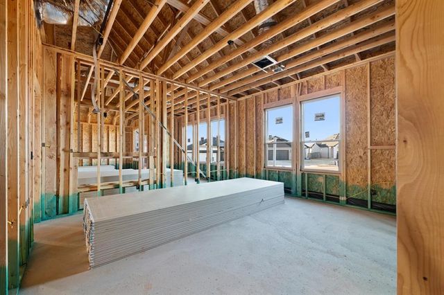 8217 NW 152nd Street, Edmond, OK 73013