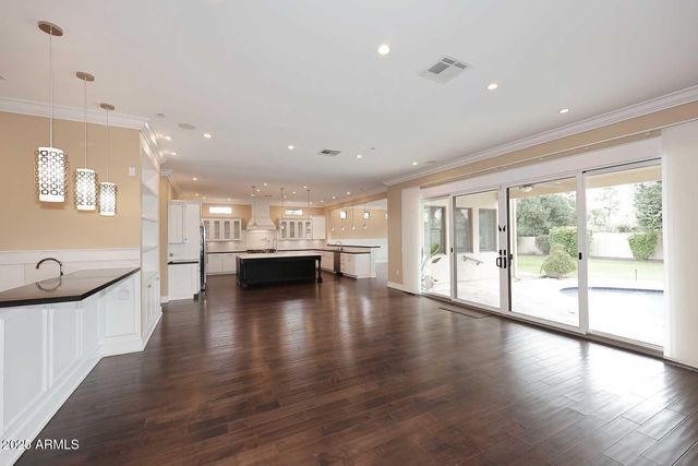 8822 N 85th Place, Scottsdale, AZ 85258