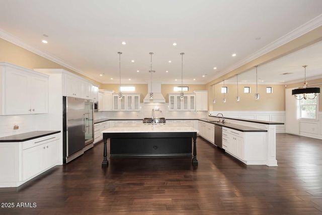 8822 N 85th Place, Scottsdale, AZ 85258