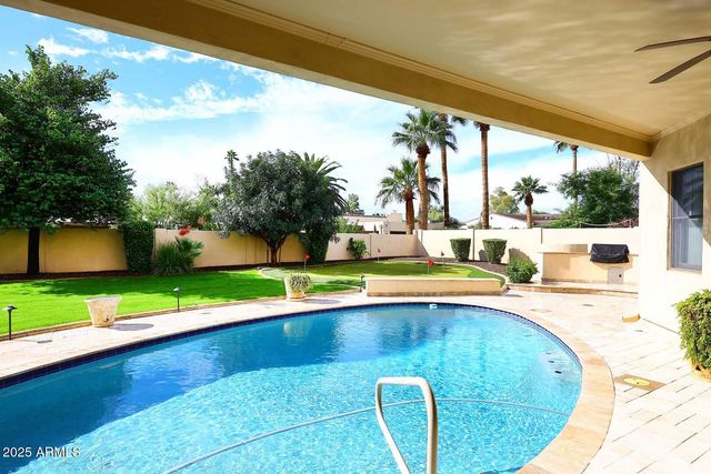 8822 N 85th Place, Scottsdale, AZ 85258