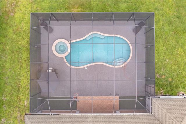 160 Logan BLVD S, Naples, FL 34119