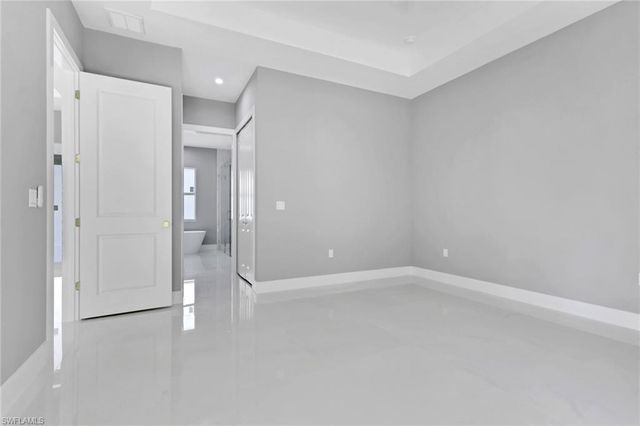 160 Logan BLVD S, Naples, FL 34119