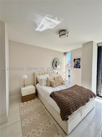 1450 Brickell Bay Dr 1410, Miami, FL 33131