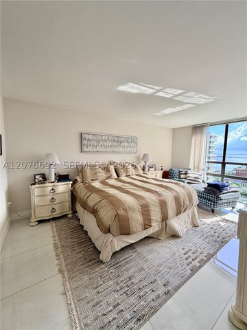 1450 Brickell Bay Dr 1410, Miami, FL 33131
