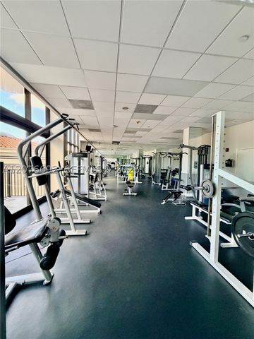 1450 Brickell Bay Dr 1410, Miami, FL 33131