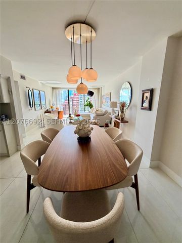 1450 Brickell Bay Dr 1410, Miami, FL 33131